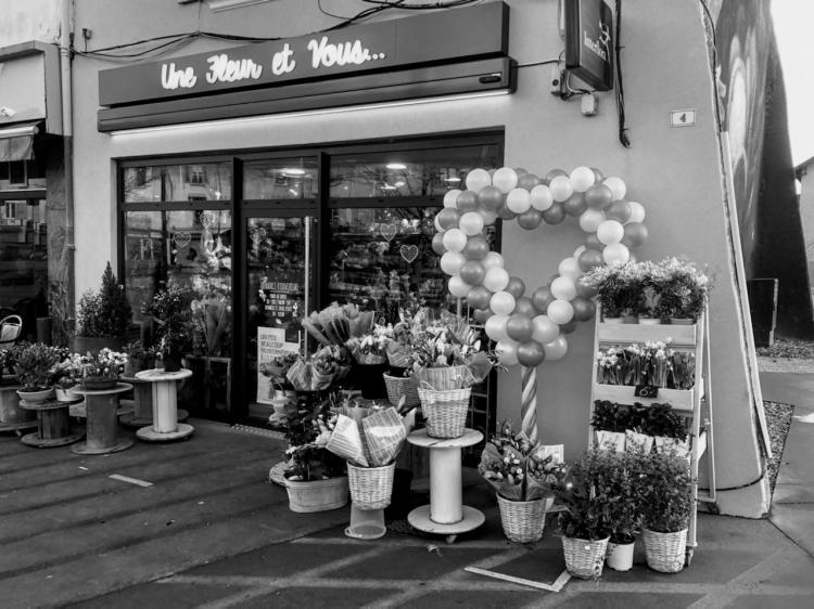 Une Fleur & Vous