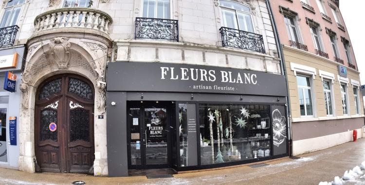 Artisan Fleuriste "Fleurs Blanc"