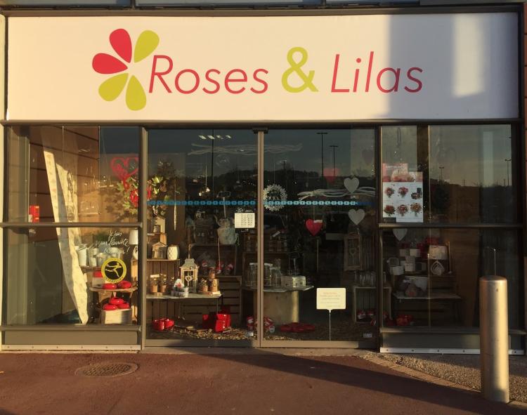 ROSES ET LILAS