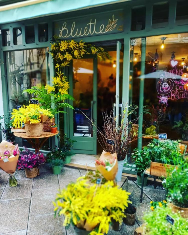 Bluette fleuriste